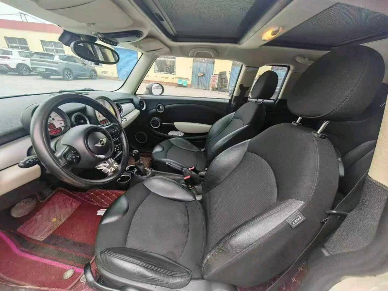 安阳11年宝马迷你6