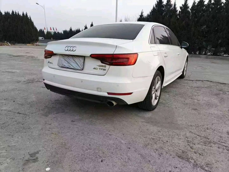 安阳16年奥迪A4L9