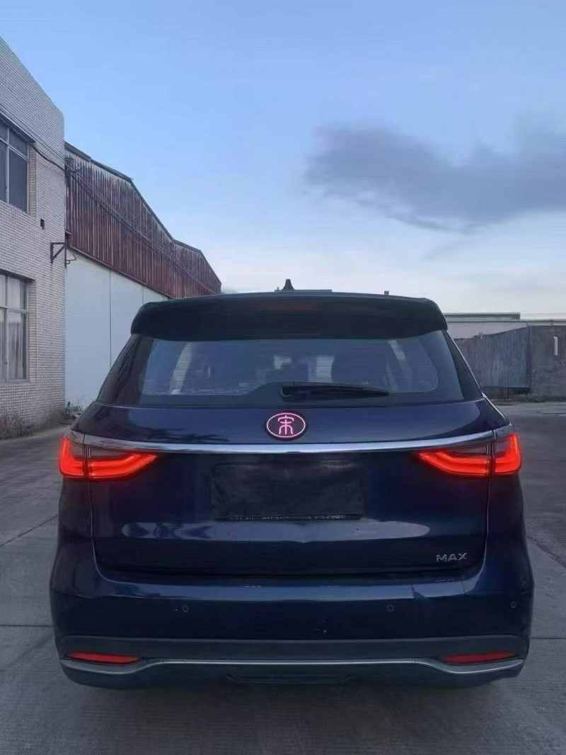 漳州19年比亚迪宋MAX9