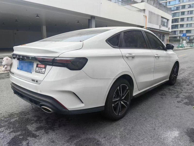 成都24年吉利缤瑞7