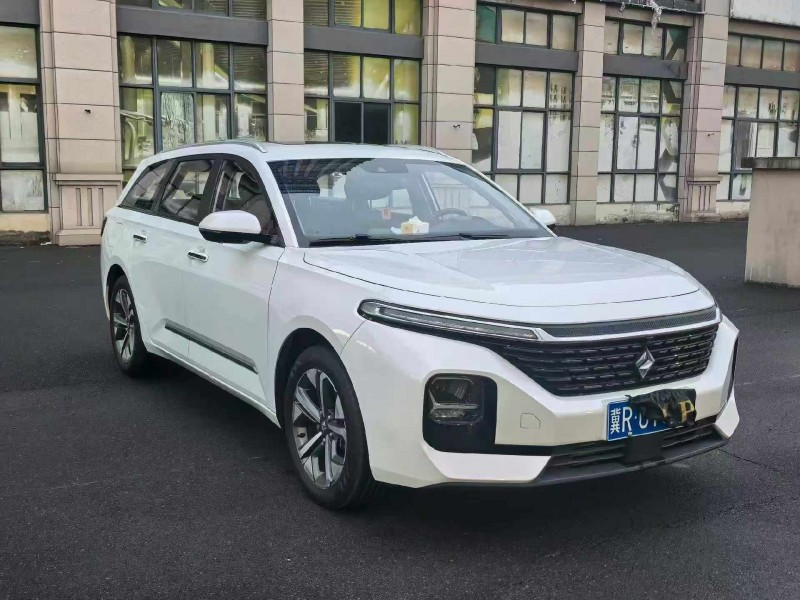 漳州22年宝骏Valli2