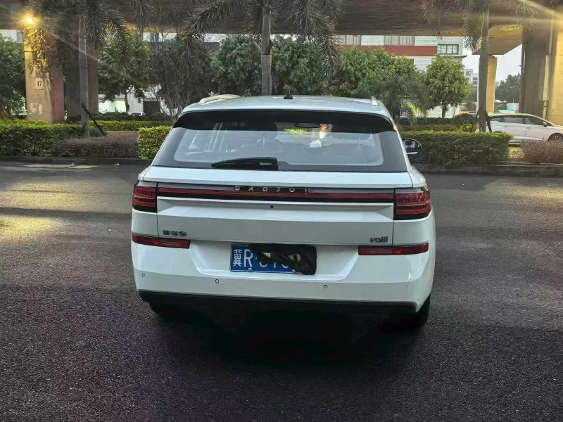 漳州22年宝骏Valli9