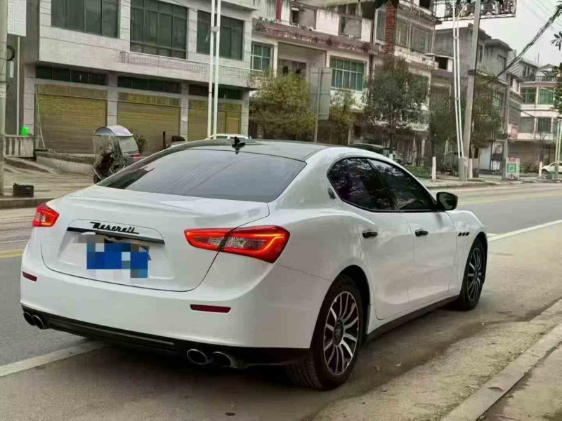 毕节16年玛莎拉蒂Ghibli8