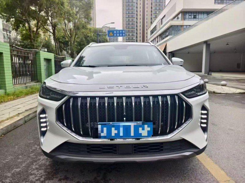 成都25年奇瑞捷途1