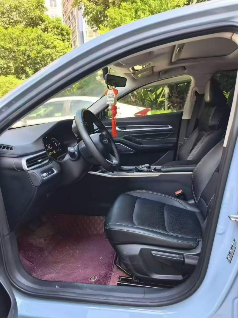 漳州23年吉利帝豪4