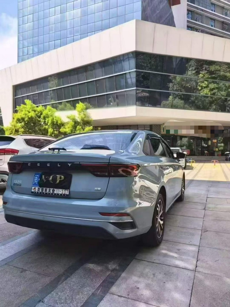漳州23年吉利帝豪7