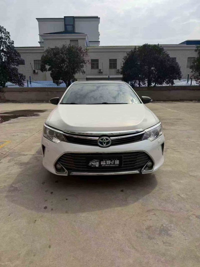 湘潭17年丰田凯美瑞1