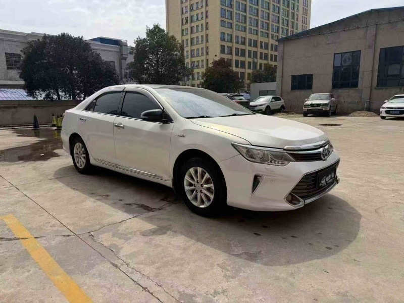 湘潭17年丰田凯美瑞2