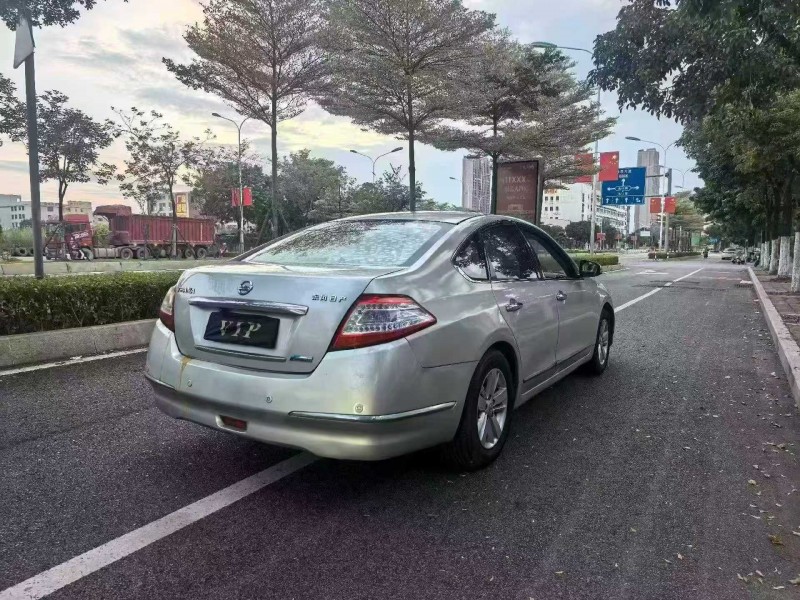 漳州11年日產天籟7