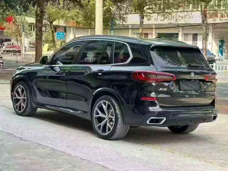 龍巖20年寶馬X57