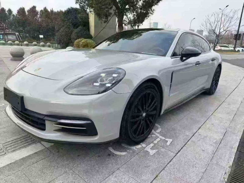 紹興19年保時捷帕拉梅拉2