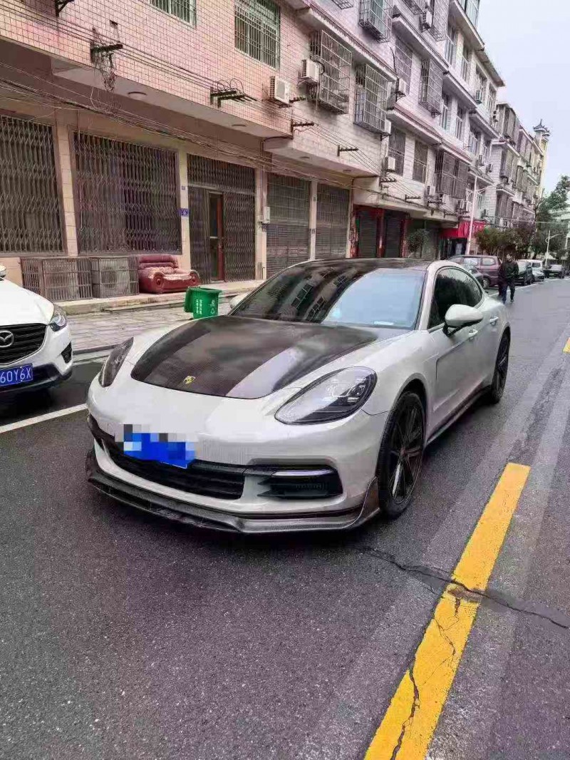 張家界20年保時捷帕拉梅拉3