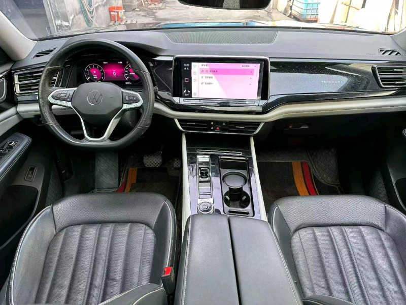 濰坊21年大眾途昂6