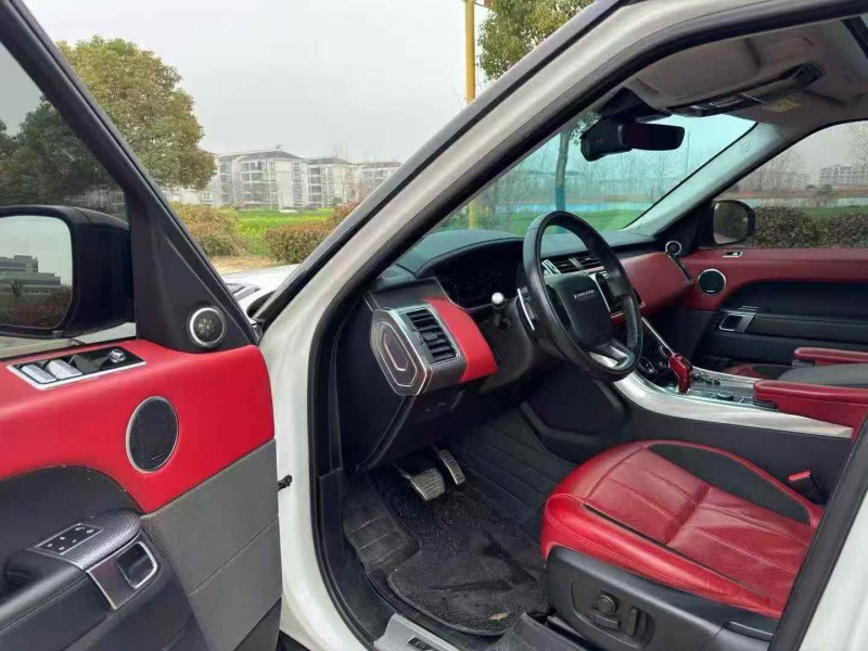 常州20年路虎攬勝運動4