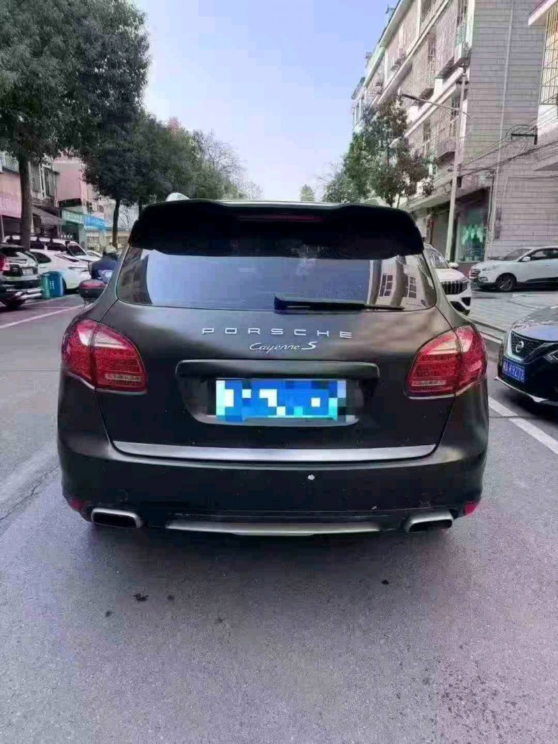 衡陽14年保時捷卡宴8