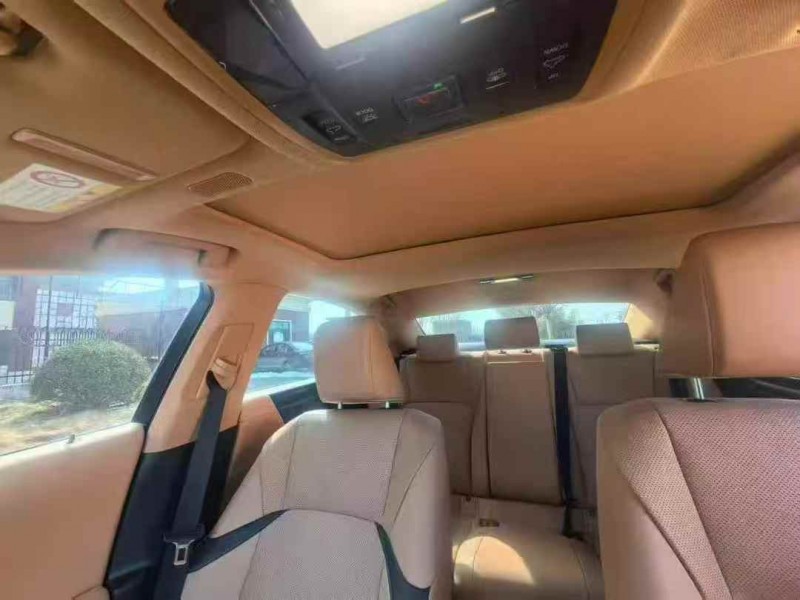 承德24年雷克薩斯ES3