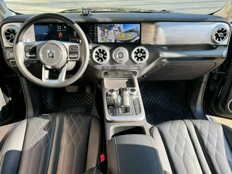 昆明23年長城汽車坦克4