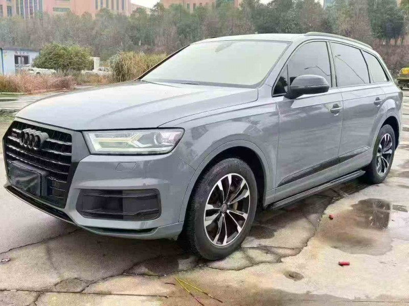 衡阳17年奥迪Q73