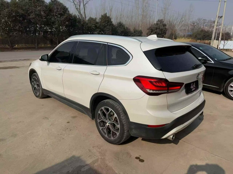 东营23年宝马X18
