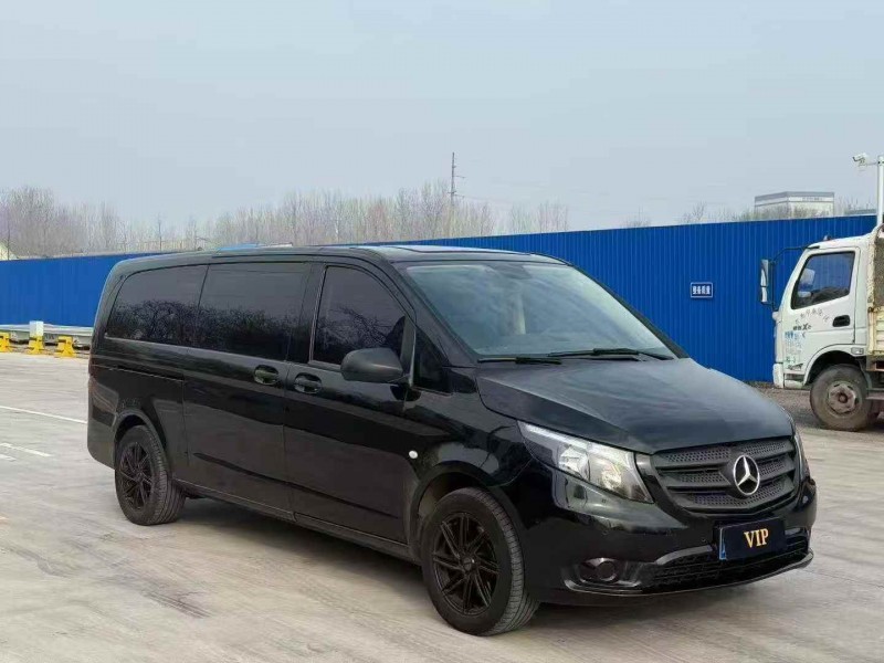 棗莊18年奔馳威霆3