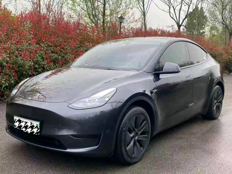武漢24年特斯拉MODEL Y3