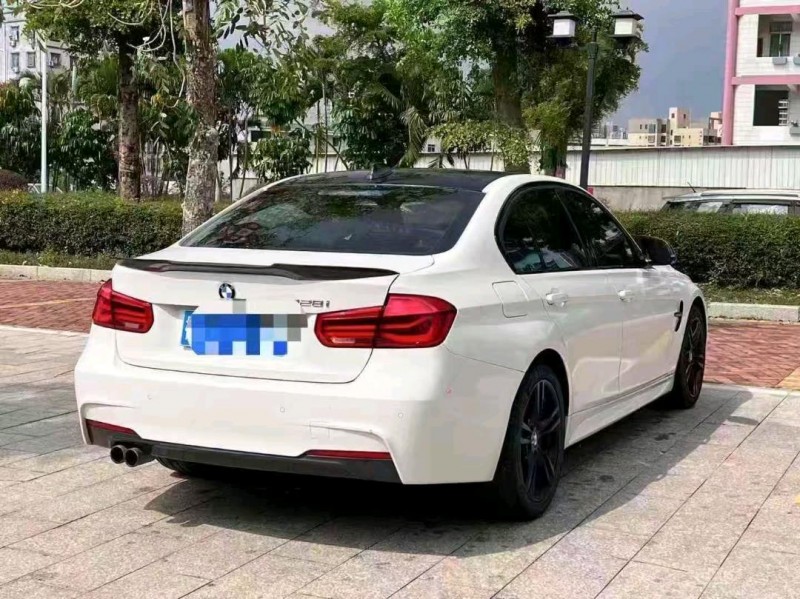 韶關17年寶馬3系9