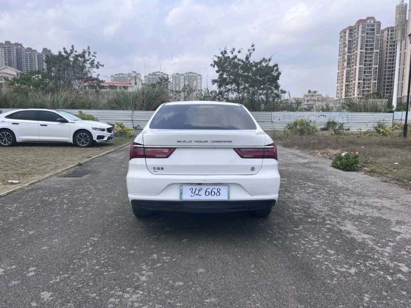 南宁23年比亚迪秦8