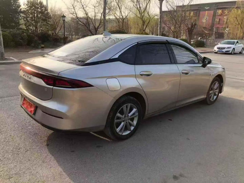 潍坊23年传祺埃安S8