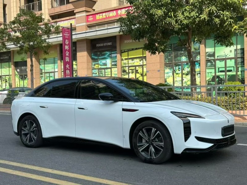 東莞25年紅旗EH74