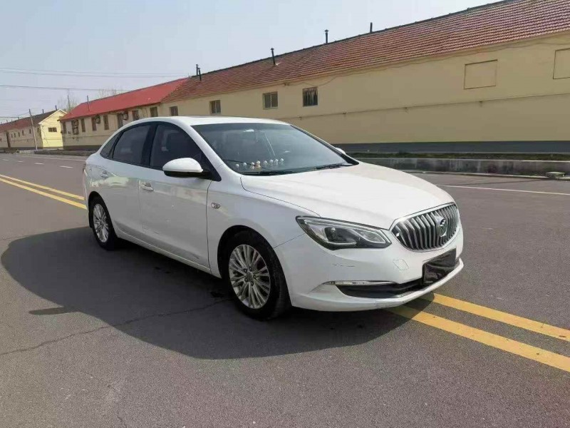 潍坊17年别克新世纪2