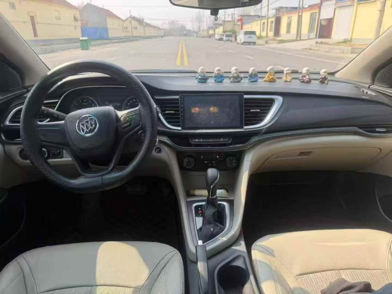 潍坊17年别克新世纪5