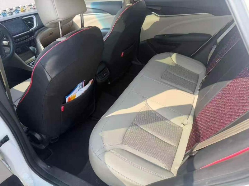 潍坊17年别克新世纪6