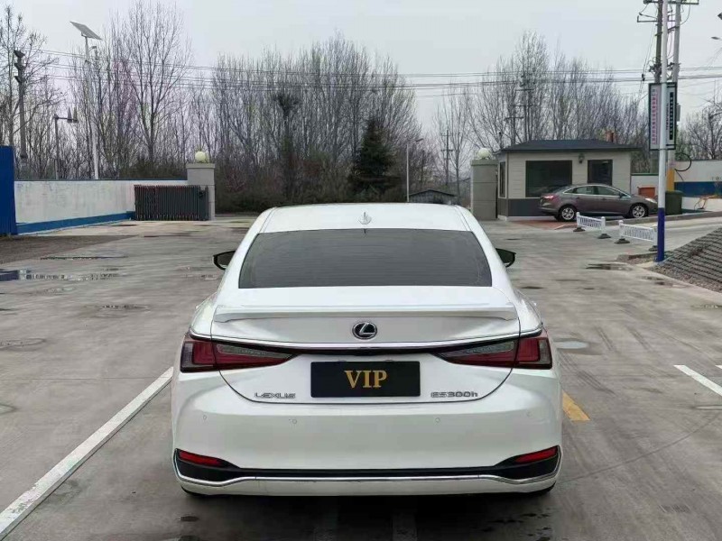 淄博22年雷克薩斯ES9