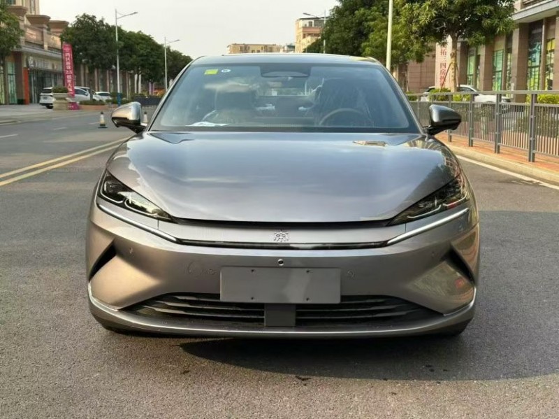 東莞26年比亞迪秦1