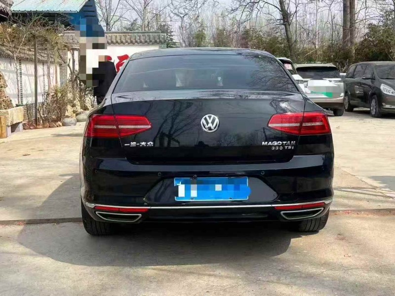 东营17年大众迈腾9