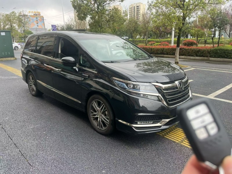 宜春21年本田艾力绅3