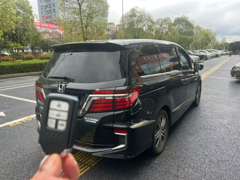 宜春21年本田艾力绅4