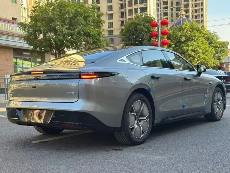 東莞25年奇瑞星途8