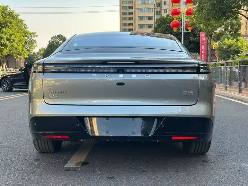 東莞25年奇瑞星途9