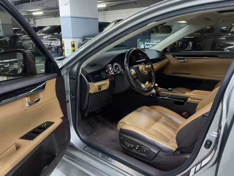 深圳18年雷克薩斯ES4