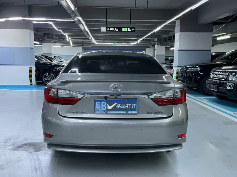深圳18年雷克薩斯ES9