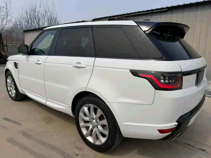 濰坊19年路虎攬勝運動8