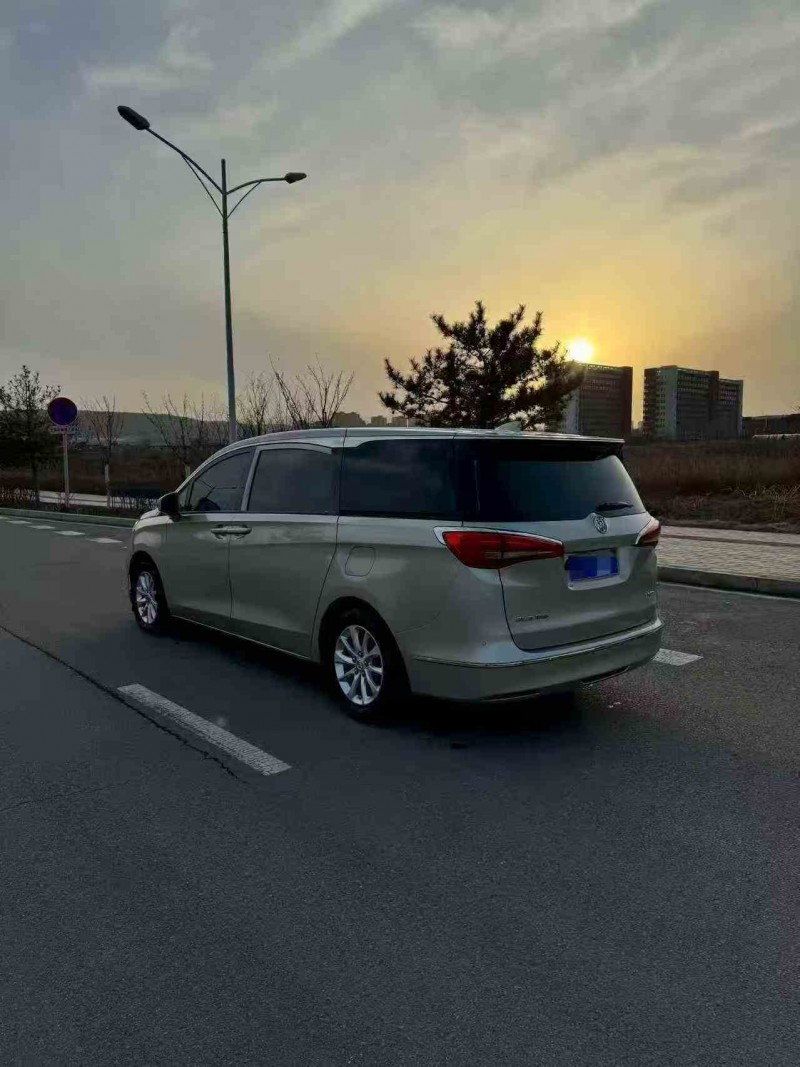 天水20年別克GL87