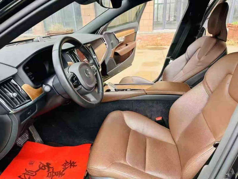 東營23年沃爾沃S906