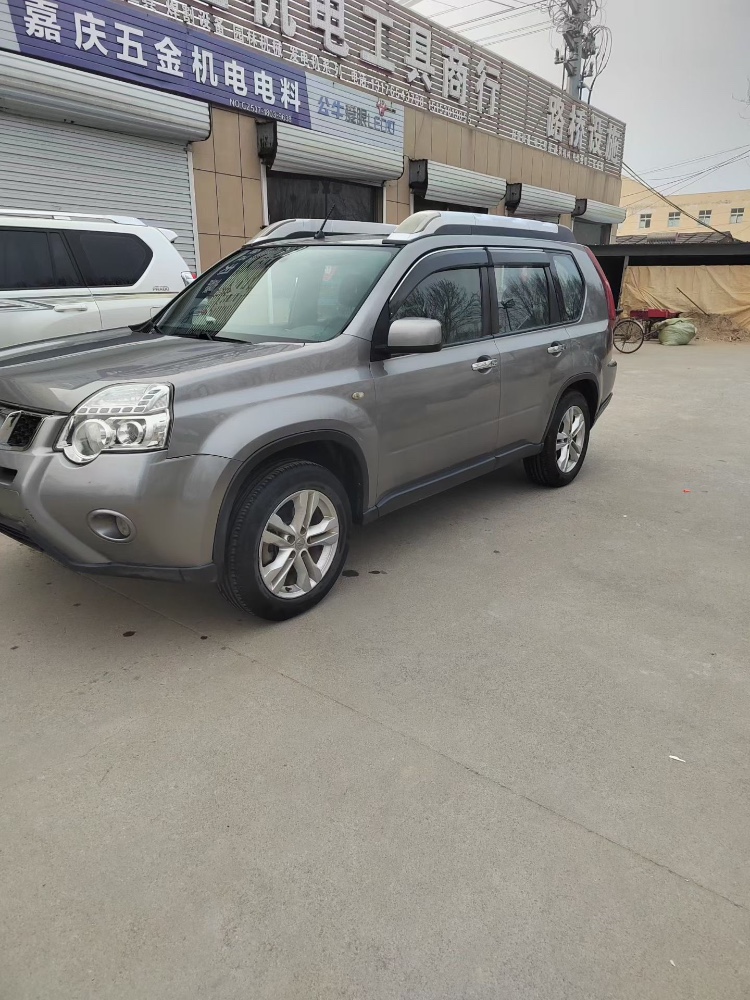 菏澤12年日產奇駿3