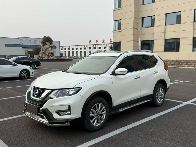 聊城18年日產奇駿2