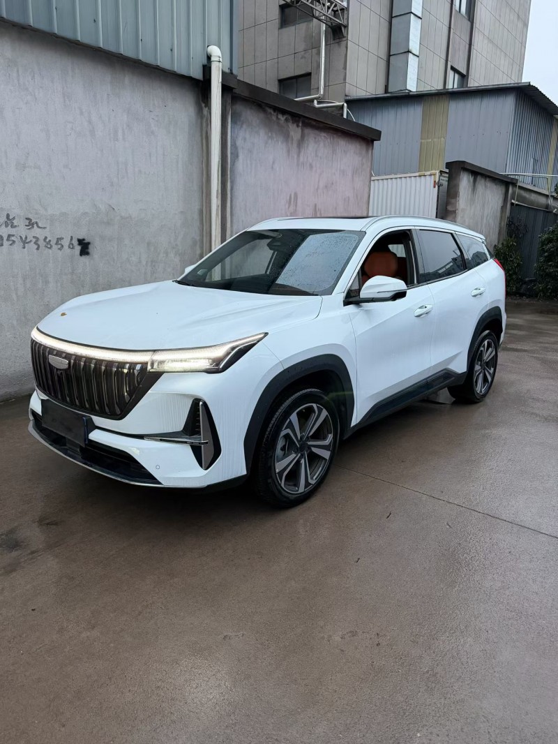 绍兴25年吉利博越2