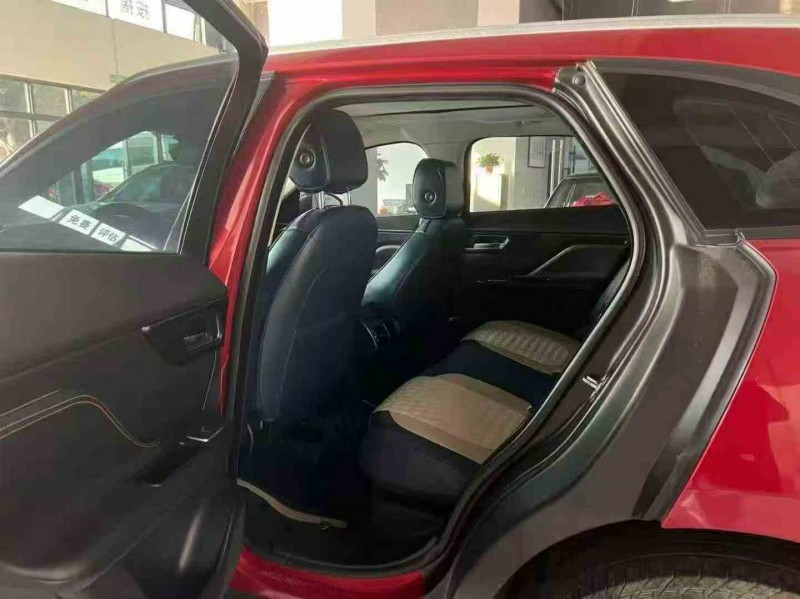 泸州17年捷豹锋湃4