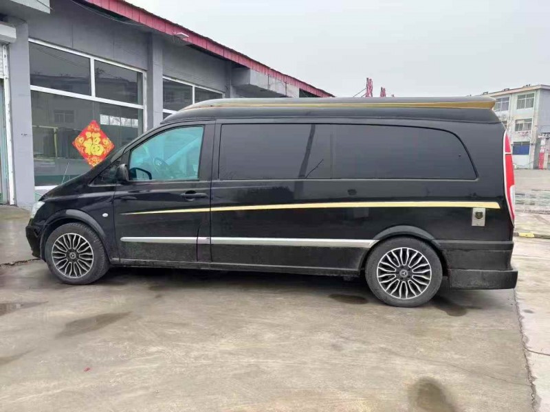 淄博15年奔驰威霆3