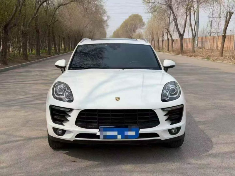 东营18年保时捷Macan1